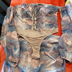 Pretty Little Thing 2 piece set